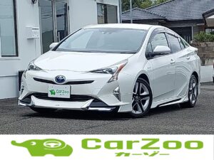 トヨタ　プリウス　2017年【平成29年】